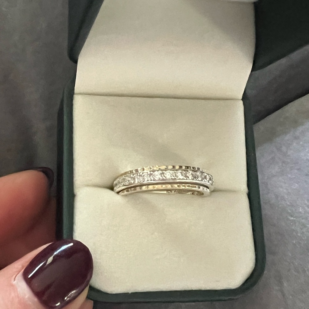 Elegant Silver and Gold Diamond Ring